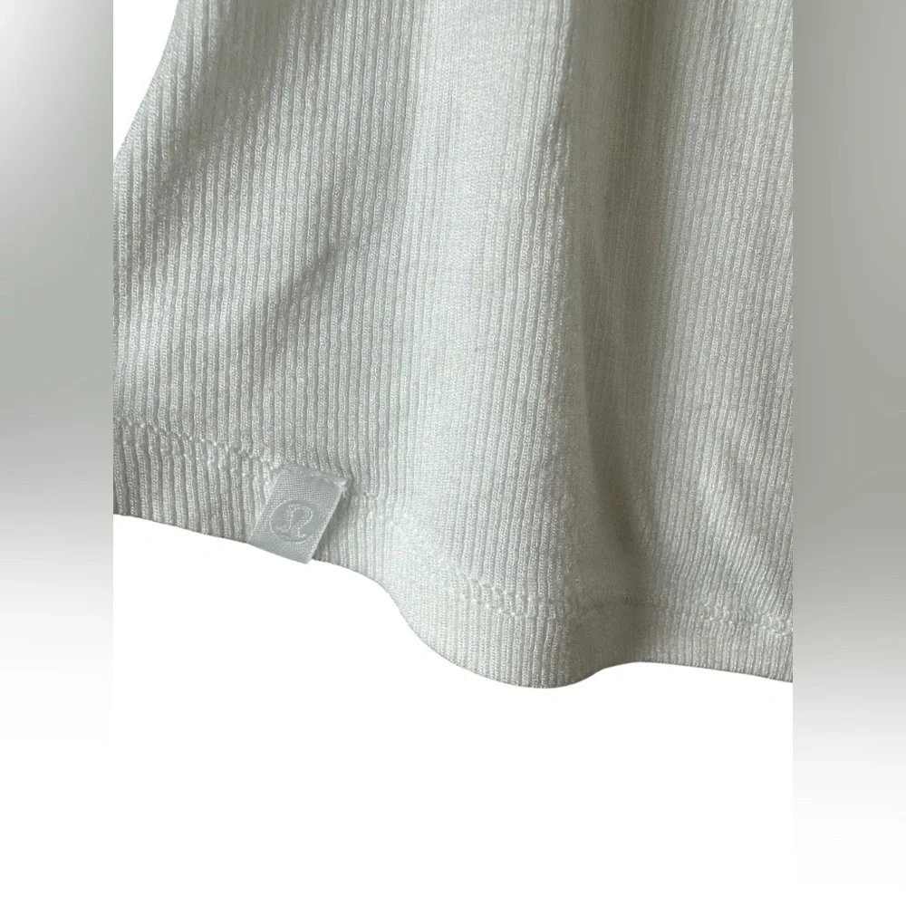 Lululemon Hold Tight Crop Tank Top White Ribbed Size 4 / Small - Picture 5 of 7